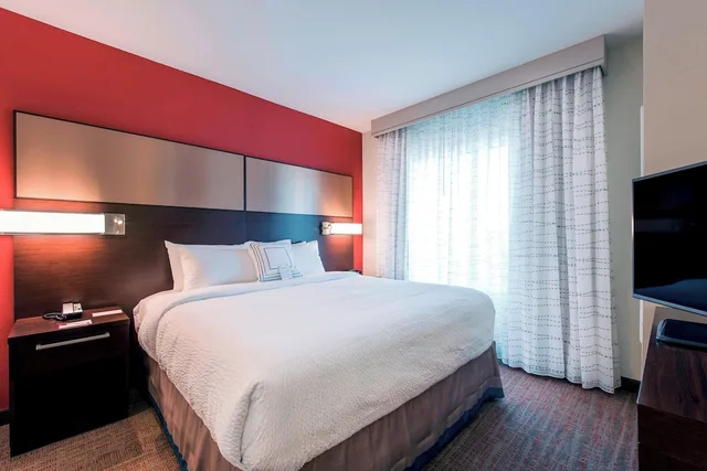 جناح بسرير كينج بغرفة نوم واحدة مع أريكة لذوي الإعاقة، Residence Inn Nashua 2/9