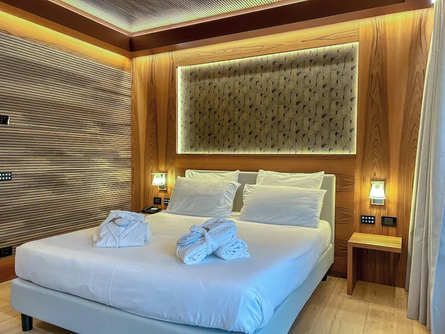 غرفة ديلوكس بسرير مزدوج، Alevic Hotel Sirmione 3/8