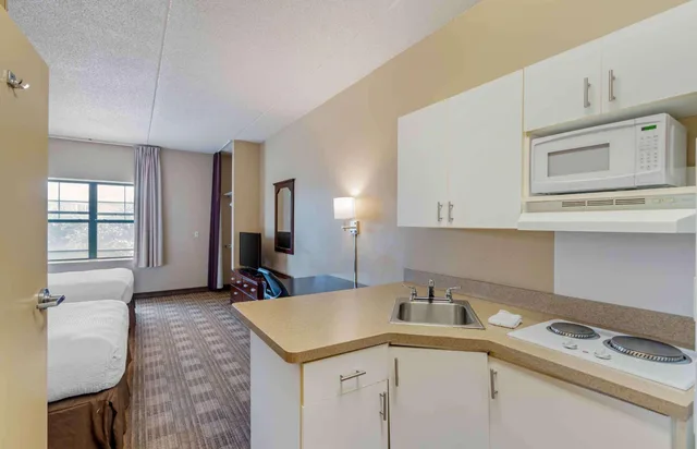 Studio, Suite, 2 Double Beds, Extended Stay America Chicago Ohare 7/9