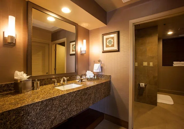 جناح بسرير كينج، Ventana Canyon Club and Lodge 5/8