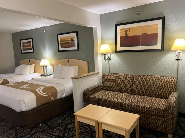 جناح بسريرين كوين بغرفة نوم واحدة، Quality Inn & Suites Loveland 5/6