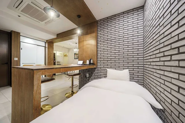 غرفة عائلية بأربعة أسرّة وسرير كوين، Mind Tourist Hotel 1/2