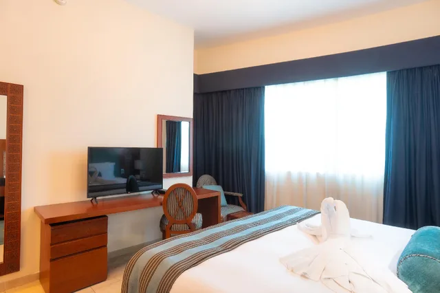 غرفة بـ3 غرف نوم، Tamani Marina Hotel and Hotel Apartments 1/2