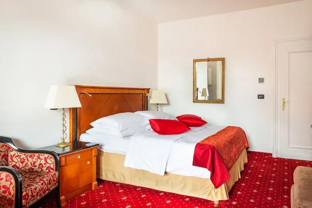 غرفة بسرير مزدوج، Hotel Leon D'oro 1/4