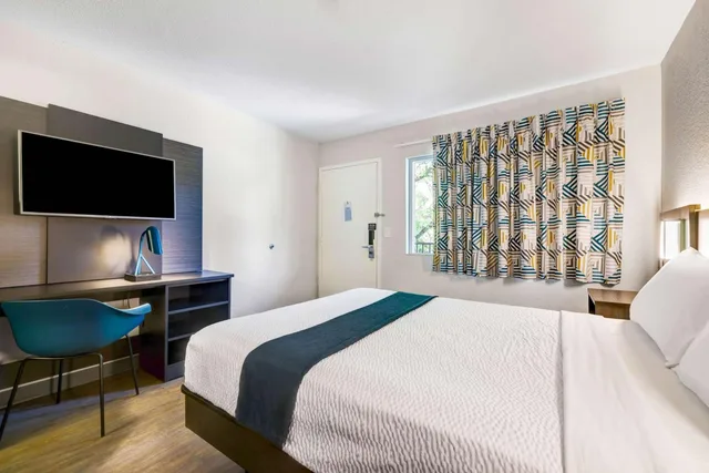 جناح ديلوكس بسرير كوين، Motel6 Issaquah, WA - Seattle - East 3/10