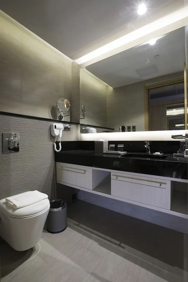 غرفة ديلوكس بسرير كينج، Bai Hotel Cebu, WorldHotels Elite 3/3