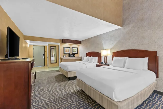 غرفة بسريرين كوين، Radisson Hotel Salt Lake City Airport 5/10