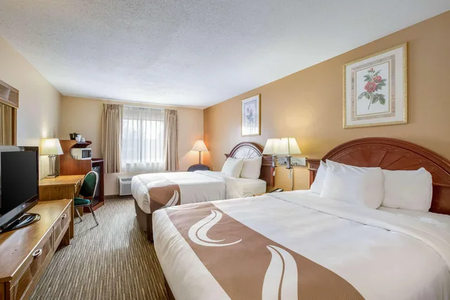 غرفة بسريرين كوين، Quality Inn Storm Lake 1/1