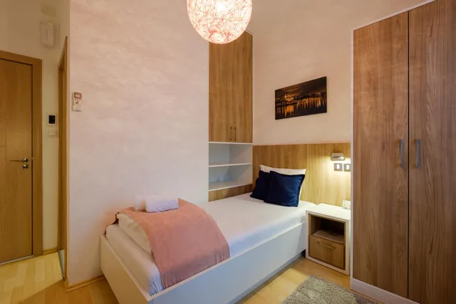 غرفة مفردة بشرفة، Airport Garni Hotel Belgrade 4/5