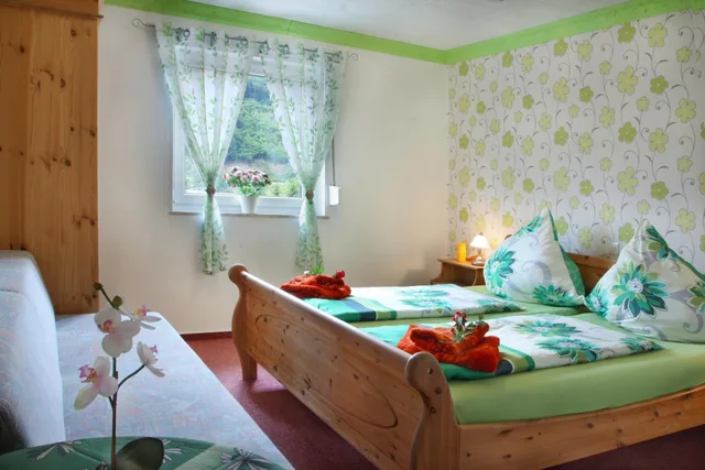 غرفة بسرير مزدوج أو سريرين منفصلين، Hotel im Rheintal 3/6