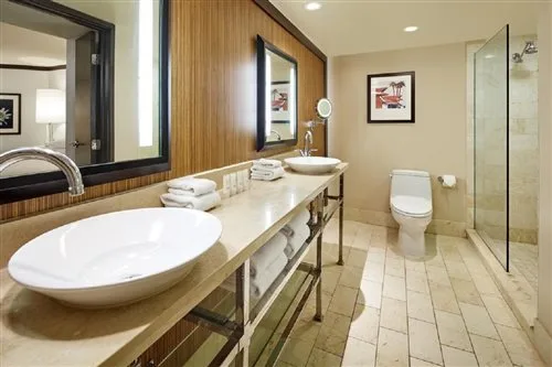 غرفة بسريرين كوين، Riviera Resort and Spa Palm Springs 2/2
