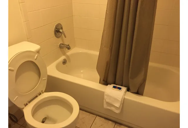 غرفة بسرير كينج للمدخنين، Motel6 Gainesville, GA 6/6