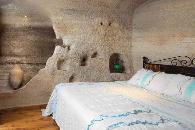 Cave, Superior, Suite, Queen Bed, Terra Cave Hotel 8/10