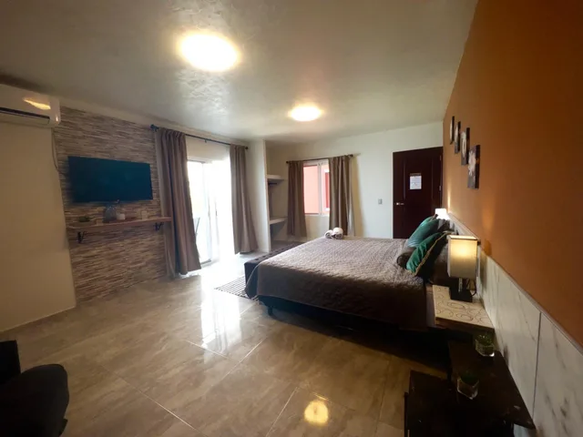 جناح بسرير كينج بإطلالة على البحيرة بشرفة، Hotel Awazul Bacalar 4/10