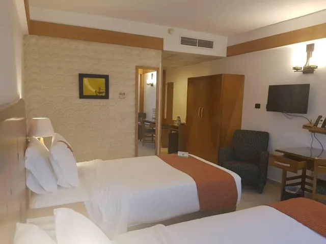 Standard Room H، HOLIDAY INN ACCRA AIRPORT 1/3