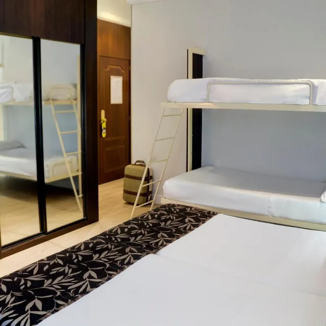 Family, Double Bed, Hotel Sercotel Las Torres Salamanca 7/7