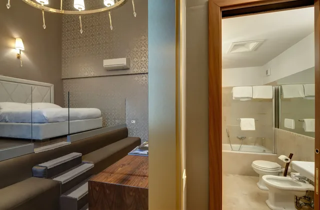 شقة فاخرة بسريرين كينج بإطلالة على المدينة بـ3 غرف نوم مع أريكة، Penthouse Suite Rome 4/5