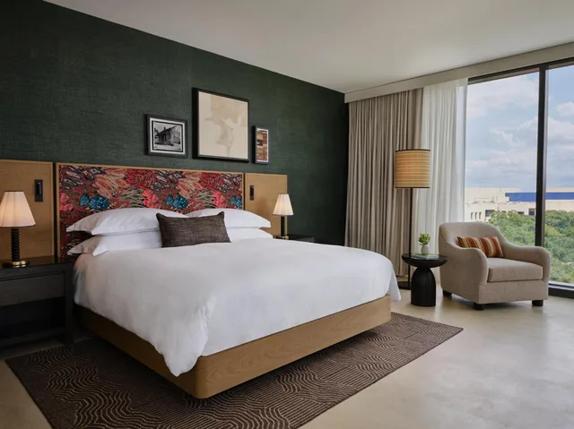 غرفة بريميوم بسرير كينج بحوض استحمام، Kimpton Santo, an IHG Hotel 1/10