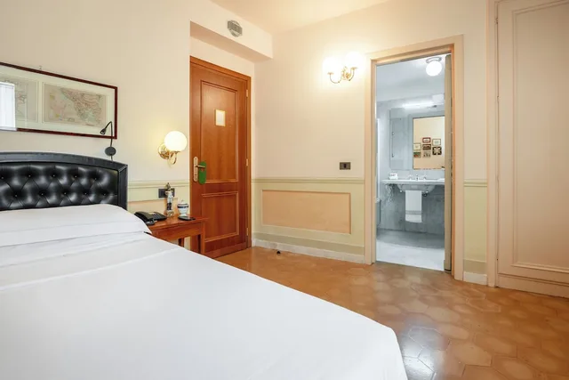 غرفة رباعية بسريرين مزدوجين، San Luca 1/10