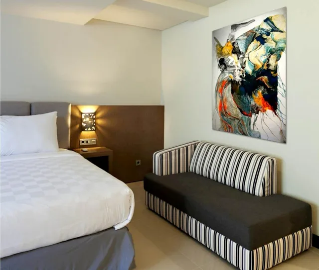 جناح عائلي، Euphoria Hotel 4/6