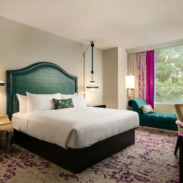 غرفة بسرير كينج بإطلالة على المدينة، Grand Bohemian Hotel Charlotte Autograph Collection 1/6