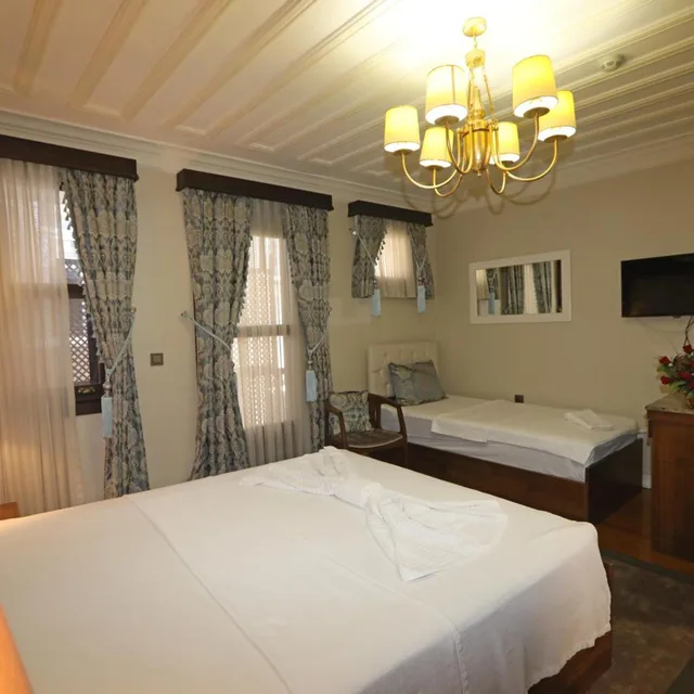 غرفة ديلوكس ثلاثية بسرير فردي، Mezzo Hotel 1/5