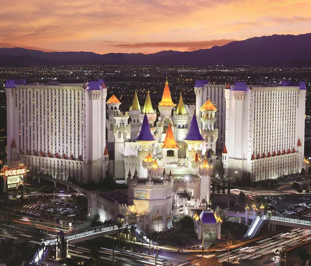 Room, 2 Double Beds, Excalibur Hotel and Casino 1/1