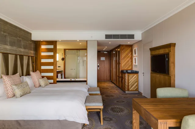 Premium, Deluxe, King Bed, Lagoon View، Arabella Hotel Golf & Spa 4/9
