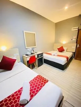غرفة ديلوكس ثلاثية بسرير مزدوج وسرير فردي، DJ Citi Inn Premier 2/2