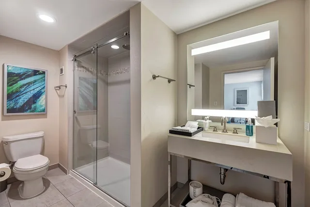 Renovated, Superior, 2 Double Beds, Courtyard View, Balcony، Ocean View Hotel 3/5