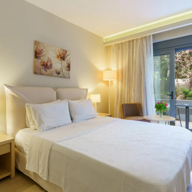 Family Suite, Two Story، Aegean Pearl 1/10