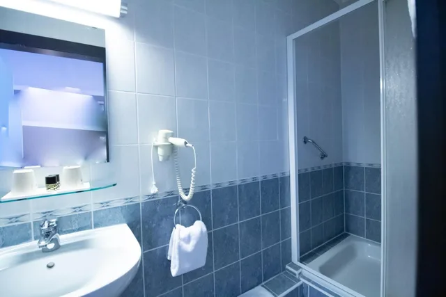 غرفة قياسية بسرير فردي، Hotel Taormina Brussels Airport 9/9