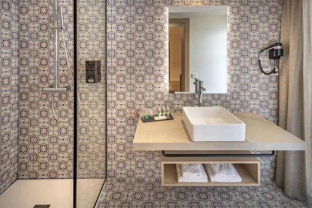 غرفة بريميوم عائلية بسرير مزدوج وسرير فردي، Hotel Alhambra 7/7