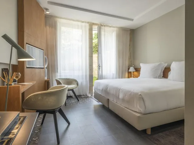 Secret, Double Bed، Yndo Hotel 1/2
