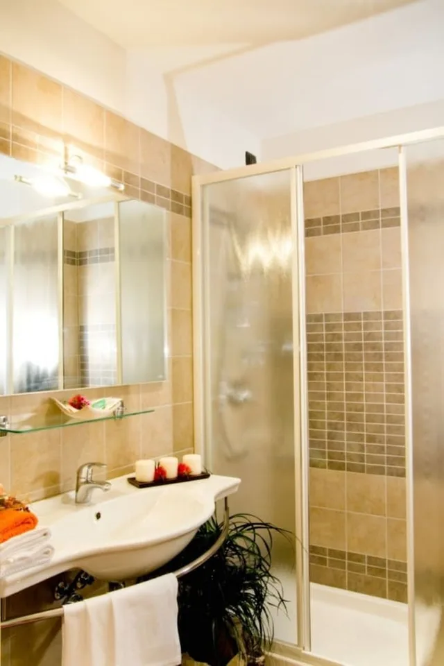 غرفة بسرير مزدوج أو سريرين منفصلين، HOTEL FONTANELLE 4/4