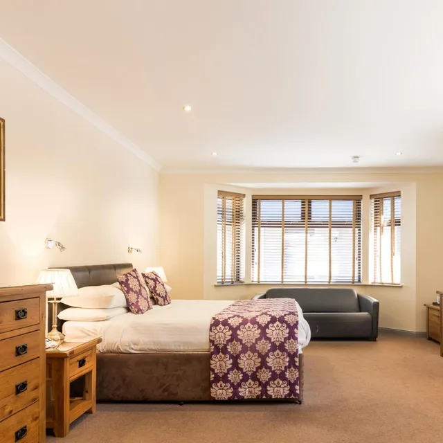 غرفة عائلية في الطابق الأرضي، Belvilla Inverness Craigmonie Hotel 2/6