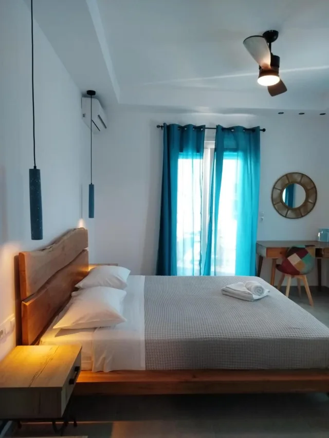 غرفة بسرير مزدوج بإطلالة على البحر، Glaronissia Hotel 4/10