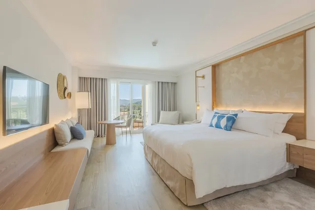 Superior, King Bed, Resort View, Balcony، Hotel Denia La Sella Golf Resort And Spa Formerly Denia Marriott La Sella Golf Resort 2/7