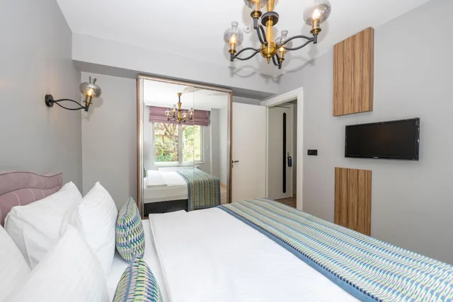 جناح سوبيريور، Hotel the Marions Suite 4/7