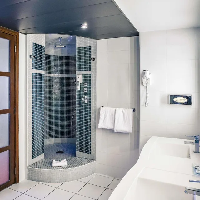 Superior, Suite, Sofa, Mercure Toulouse Centre Compans Hotel 7/9