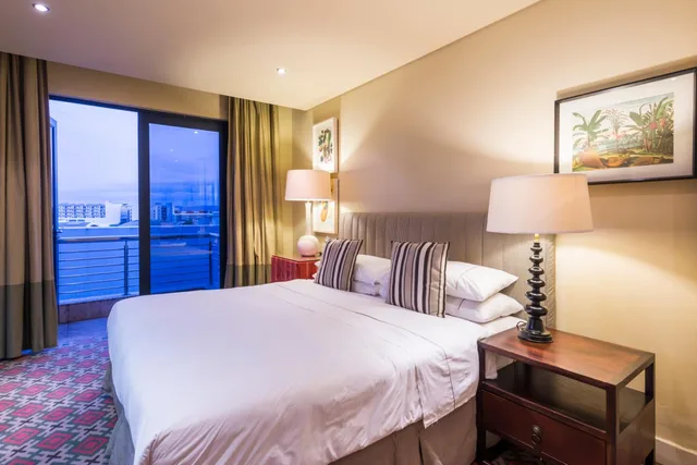 2 Bedrooms, Penthouse Suite، Royal Palm Hotel Umhlanga 3/10