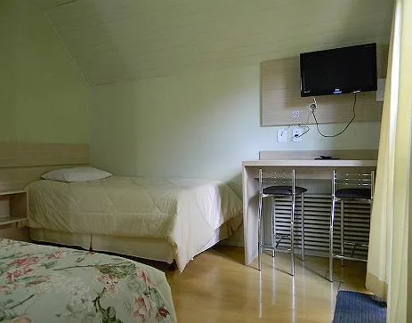 بنغل، Hotel Pousada Alto da Serra 2/2