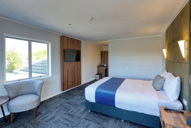 2 Bedrooms, Suite, King and Queen Bed, Park Central Rotorua 1/4