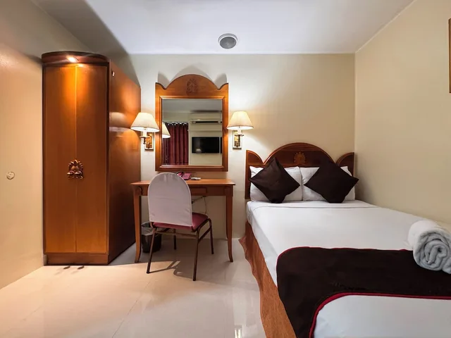 Superior, Double Bed, Palladium Suites 5/8