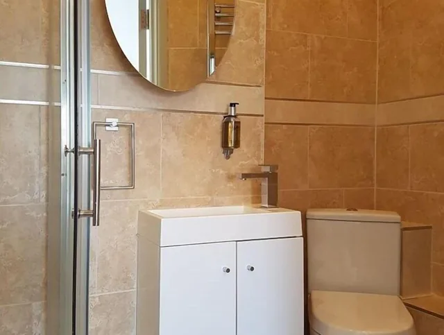 Wet, Double Bed، Forest House Hotel 2/2