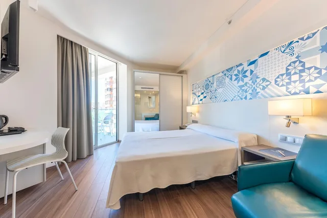 غرفة سوبيريور عائلية مفردة بإطلالة على البحر، Port Benidorm 2/6