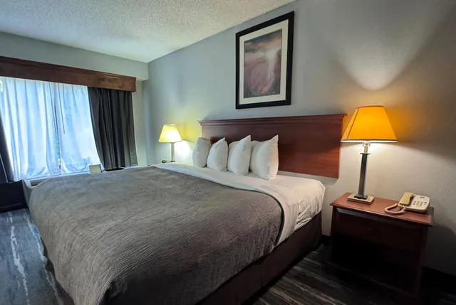 غرفة بسرير كينج، Baymont by Wyndham Memphis I-40 3/5