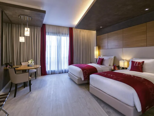 غرفة مزدوجة سوبيريور، Movenpick Hotel du Lac Tunis 2/3