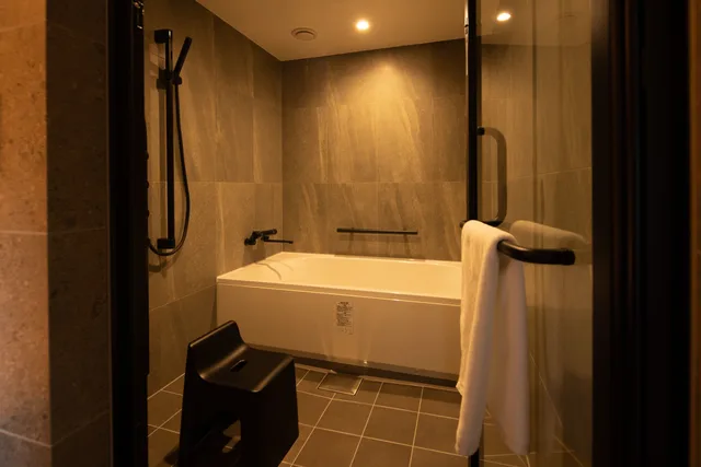 Episode 4, Executive, Twin Beds, Club Lounge Access، The Basics Fukuoka (ex Hyatt Regency Fukuoka) 3/3