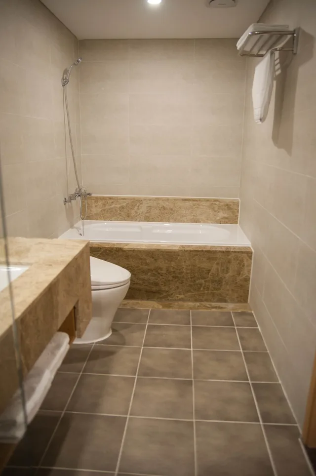 جناح جونيور بفراش فوتون وسرير فردي وسرير كوين، Benikea Jungmun Hotel 6/8